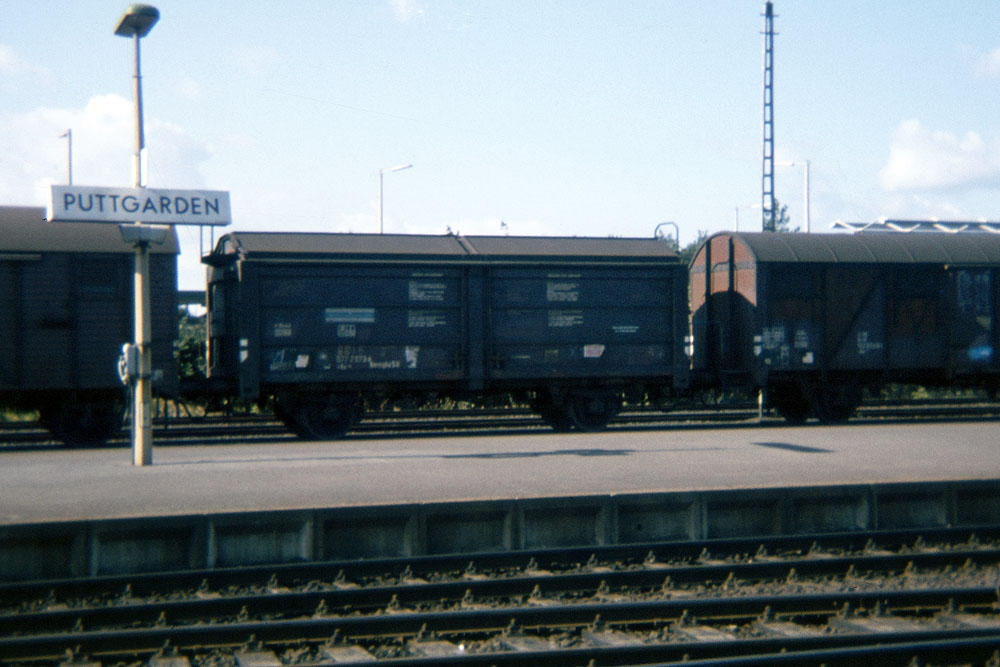 https://www.eisenbahnfotograf.de/datei/September 1972/1350205 DB Schiebedachwagen 23.9.1972.jpg